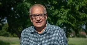 Pastor Ian Christensen
